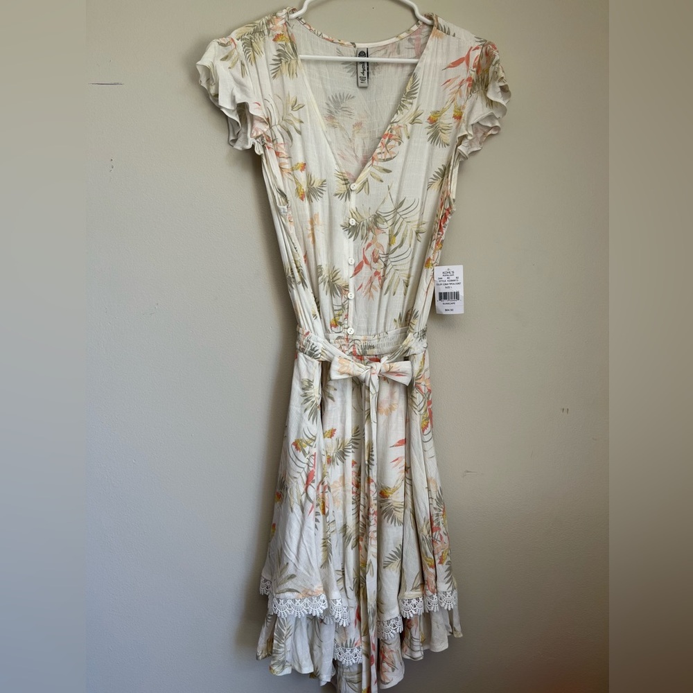 NWT American Rag SUNSCAPE flowy buttoned dress. Color (on tag)Cuban Trpcal Egret